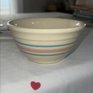 Small Nelson McCoy mixing bowl